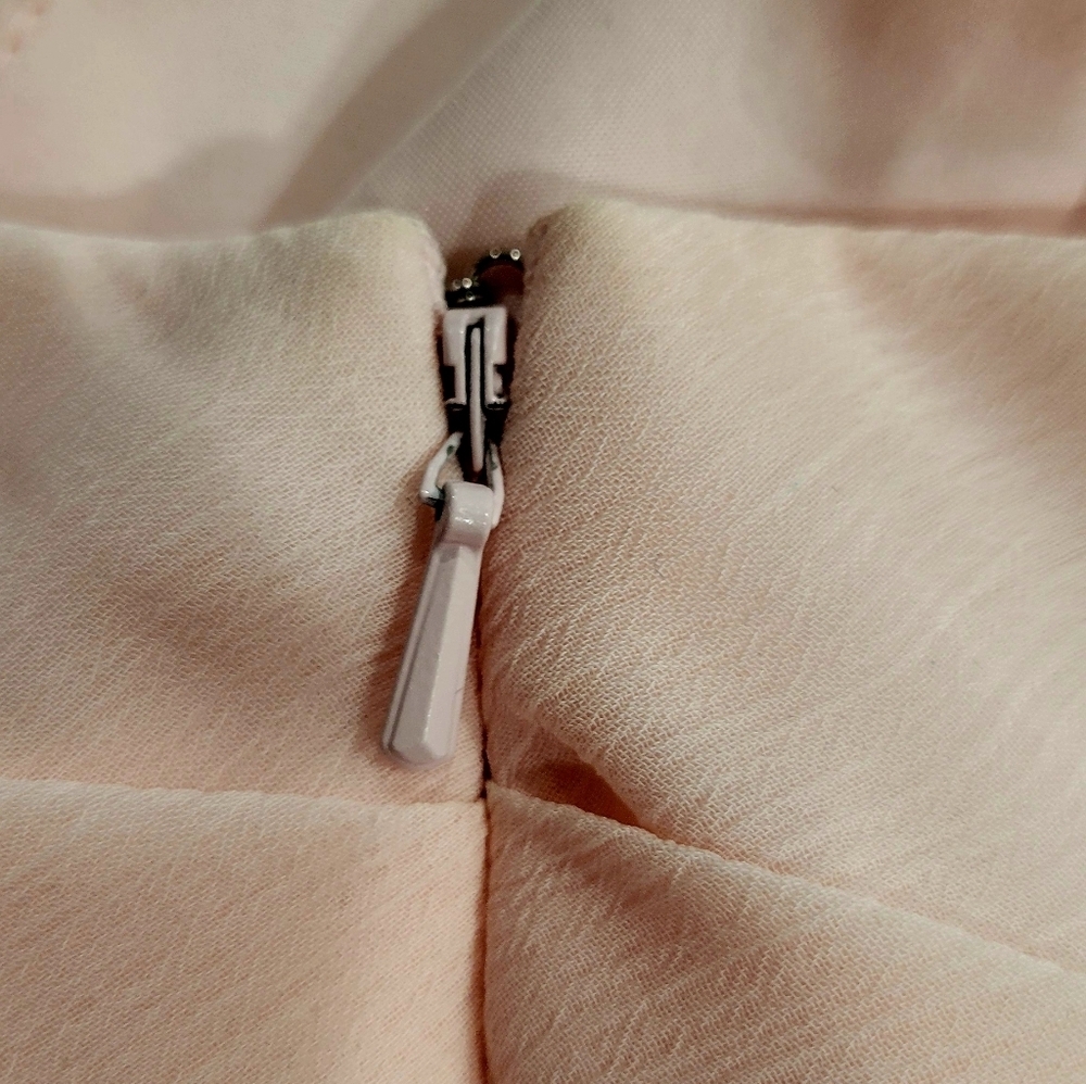 Romantic Pink Chiffon Formal Spaghetti Strap Dress | Size 4 - Picture 5 of 6